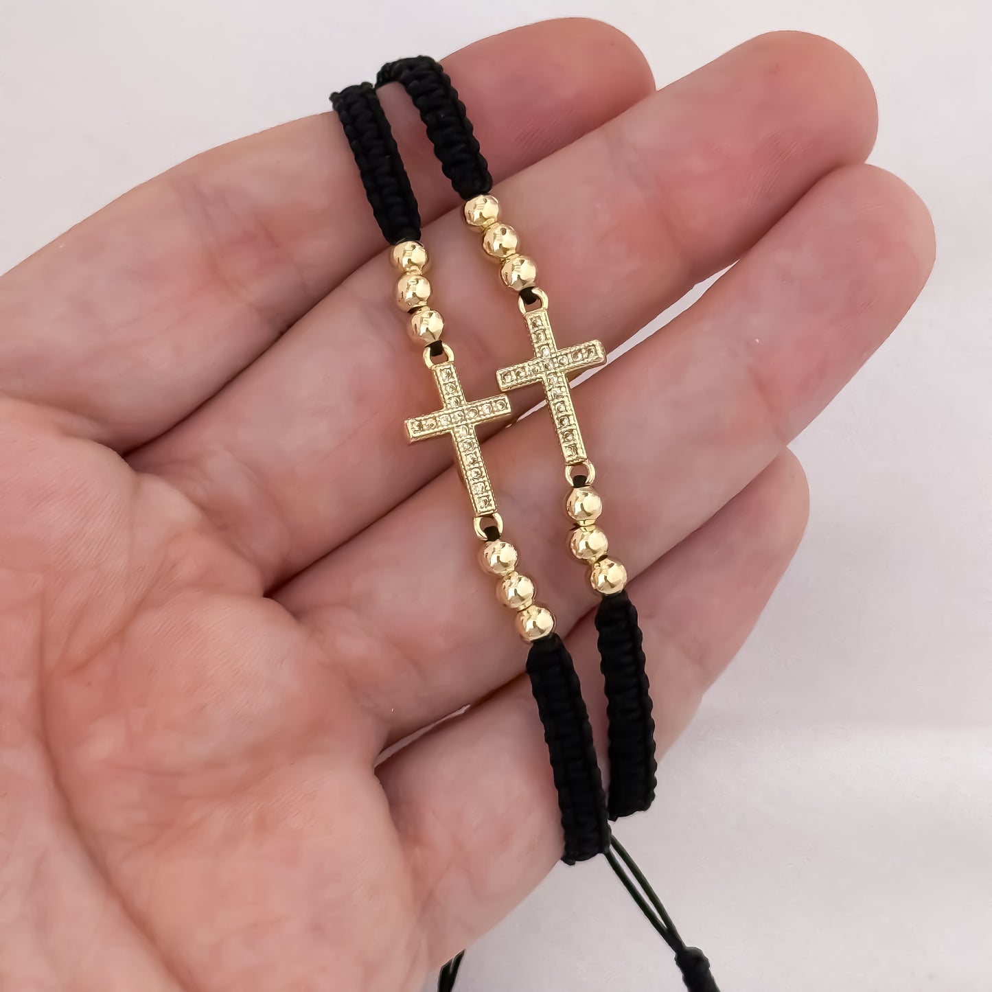 Pulseras Cruz Trebol con Micro circones en Balin Liso de 4mm en ORO Laminado 18k con Garantia de por vida mismo color de Oro de 18k