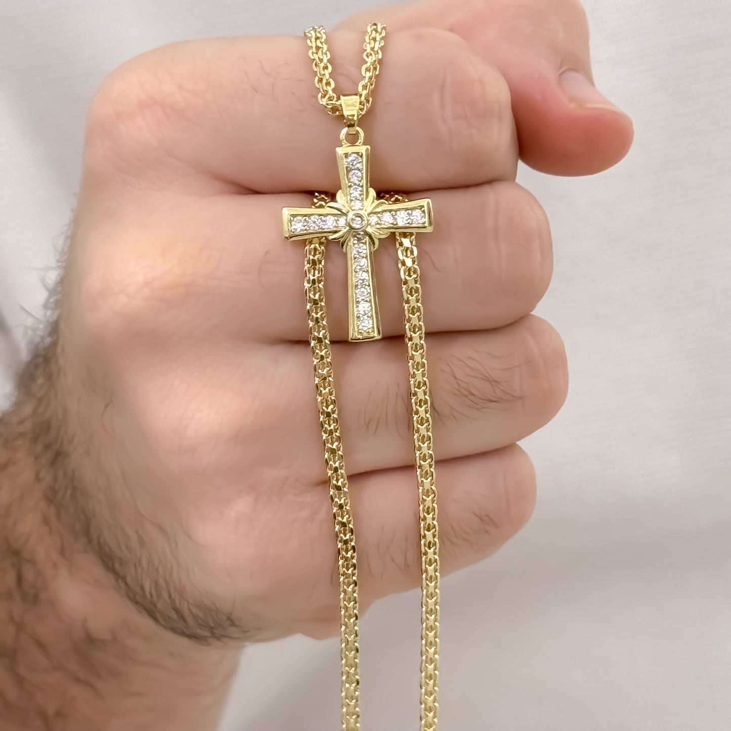 Cadena Tejido Chino de Hombre de 60cm de 3mm de Grosor + Cruz con micro circones cristales en Oro Laminado 18k con Garantia de por vida