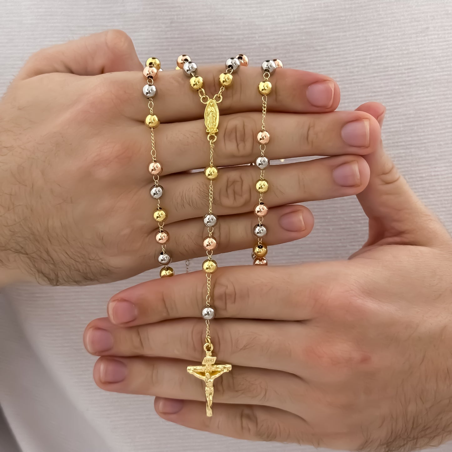 Camandula de 3 Oros de Virgen de Guadalupe Protección en Oro Laminado 18k con Garantía de por vida
