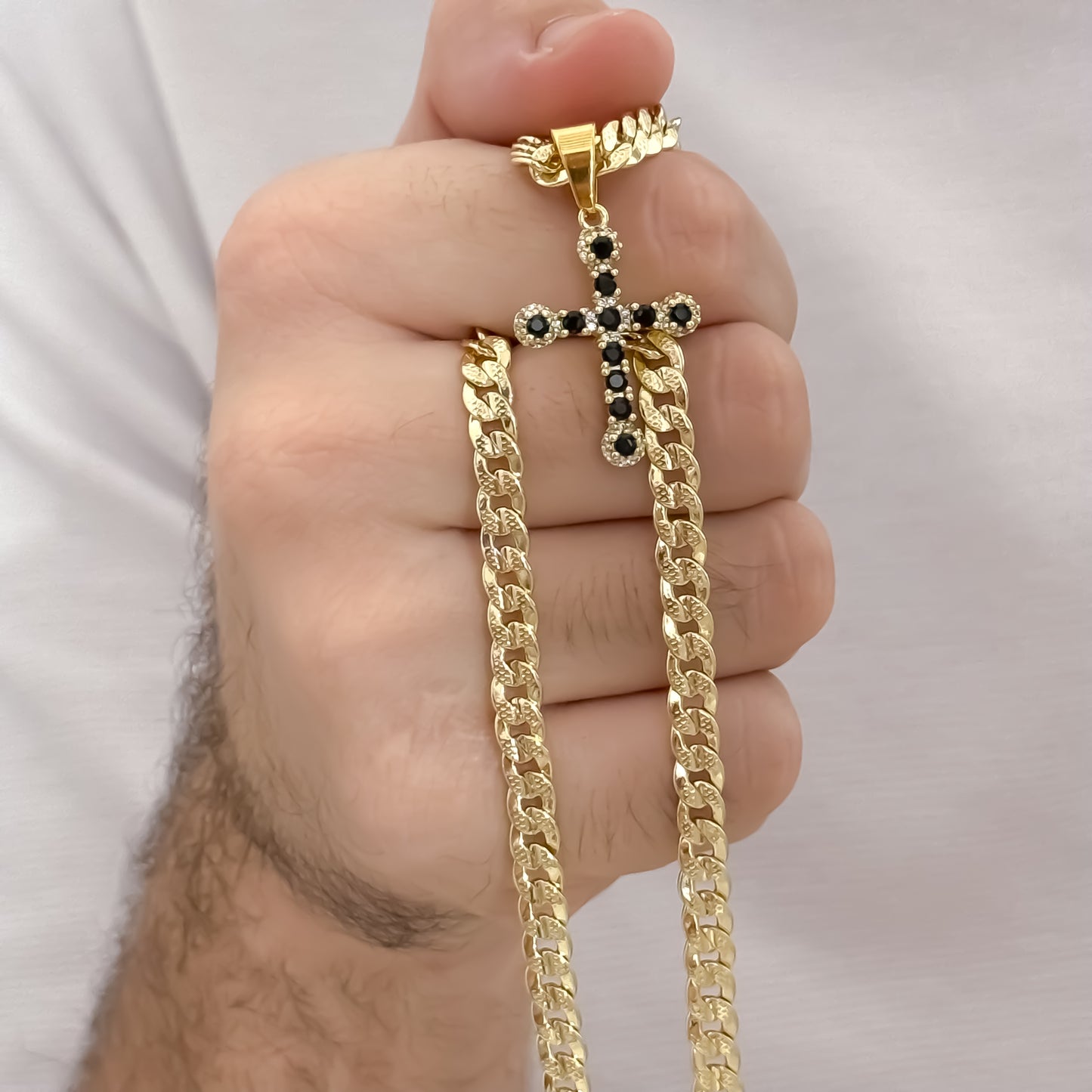 Cadena Cubana Diamantada Gruesa de 60cm -5mm de Grosor + Cruz Trebol con micro circones en Oro Laminado 18k con Garantia de por vida