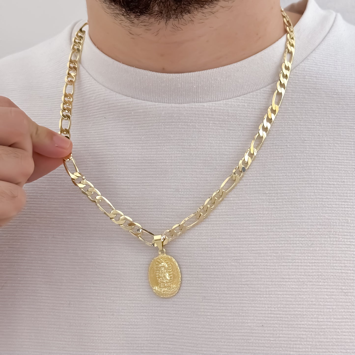 Cadena Tejido Catier Gruesa de 5mm de Grosor + Virgen Guadalupe Redonda en Oro Laminado 18k con Garantia de por vida